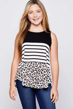 Load image into Gallery viewer, Black/Striped/Leopard Tank top
